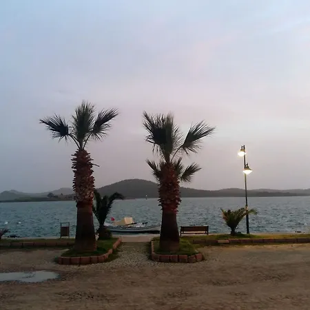 Aliye Hanim Hotel 2*