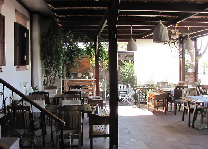 Aliye Hanim Hotel Ayvalı