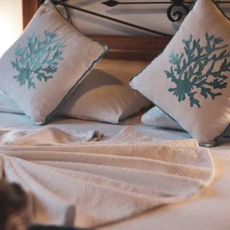 Aliye Hanim Hotel 2*